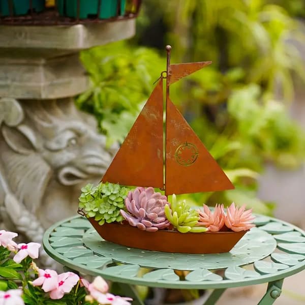 Rustikk 3D Metall Seilbåt Blomsterpotte Utendørs Hagedekorasjon Nautisk Tema Dekor