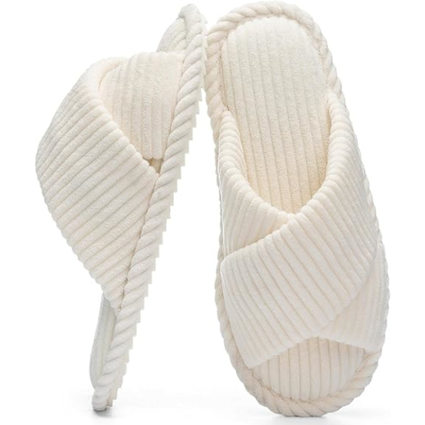 Tofflor för kvinnor Memory Foam Hus Sovrum Manchester Crossbands Öppen Tå Sandaler Skor Bekväma Trendiga Presenter för kvinnor Halkskydd