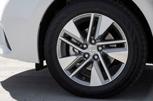 4-pack - Toyota Center Caps / Wheel Hub Emblems - B Silver 62mm - Silver (matt)