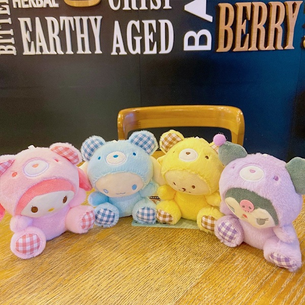 Tegneserie Kuromi dukke skoletaske vedhæng dukke plys legetøj par nøglering taske vedhæng Kirby Star-Squinting 11cm (with keychain)