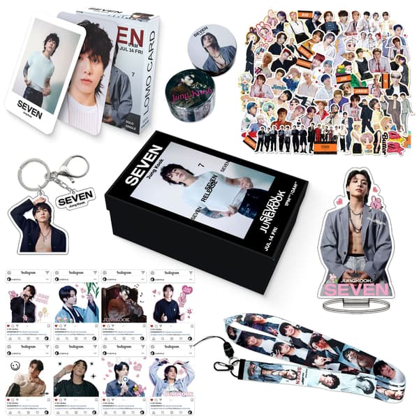 BTS Merch Sett - Jung Kook (JK) Tilbehør med Kort, Nøkkelring og Mer | Samleobjekt for ARMY JK Gift Box B