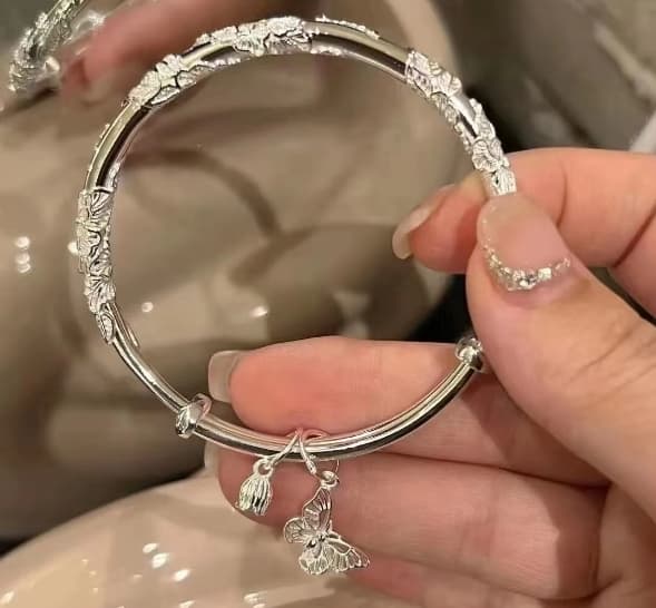 Elegant armbånd med blomstermønster for kvinner, bursdagsgave til venner