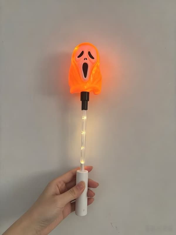 Jul Halloween LED-lys Børne-håndholdt lysende legetøjslampe Feststemningsrekvisit BOO Ghost warm white light