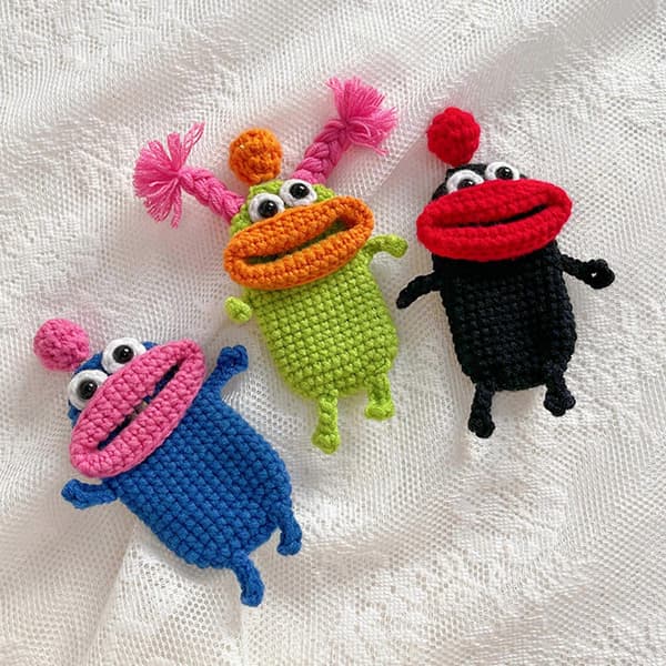 Funny Cartoon Keychains, Pull-Out Bag, Key Case, Sausage Mouth Monster, Key Holder, Hand-Knitted Key Wallets, Organizer Green Plush