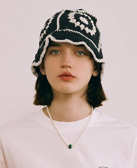 Broderet Bucket Hat til Kvinder Foldbar Solhat til Afslappede Udflugter Sport Ski Sort