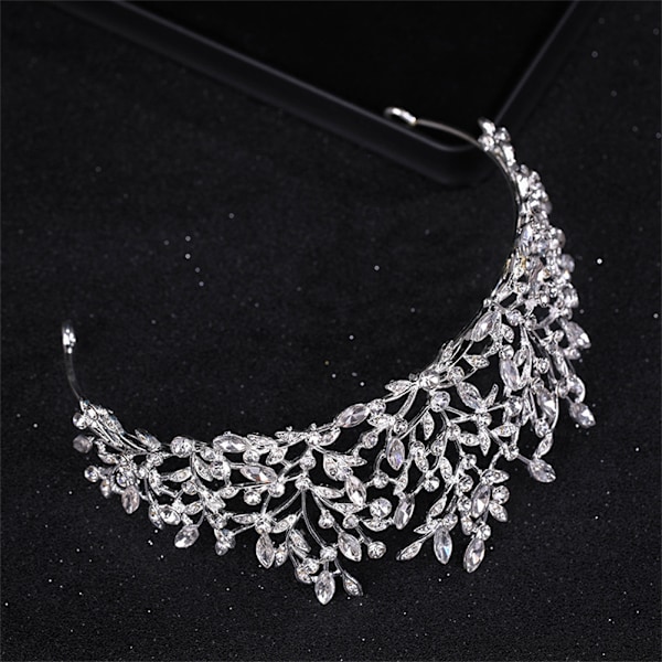Retro Bladutsmyckad Strasskrona Glänsande Strass Huvudsmycke Charmiga Bröllopshåraccessoarer white