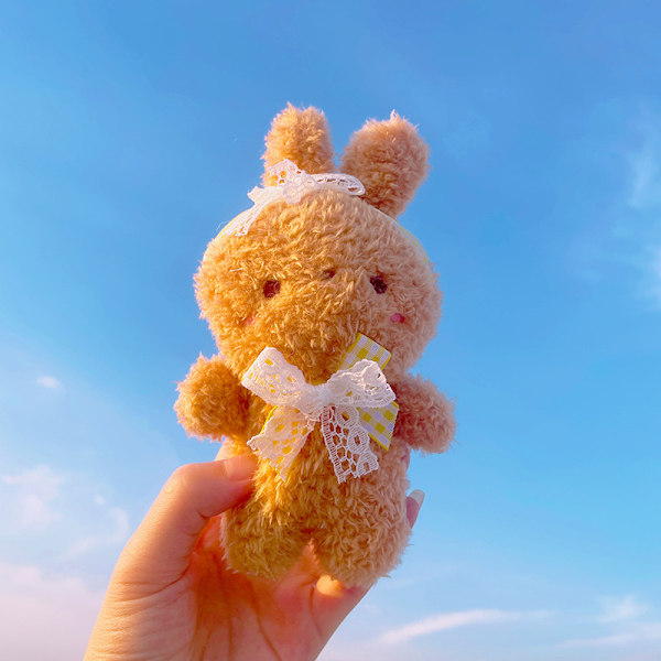 Tecknad Kuromi docka skolväska hänge docka plyschleksak par nyckelring väska hänge Plush Butterfly Bunny-Brown 11cm (with keychain)