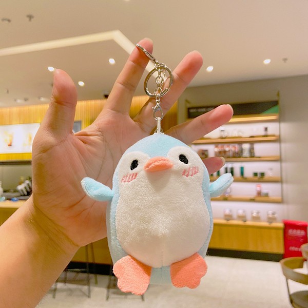 Tecknad Kuromi docka skolväska hänge docka plyschleksak par nyckelring väska hänge Plush blue penguin 11cm (with keychain)