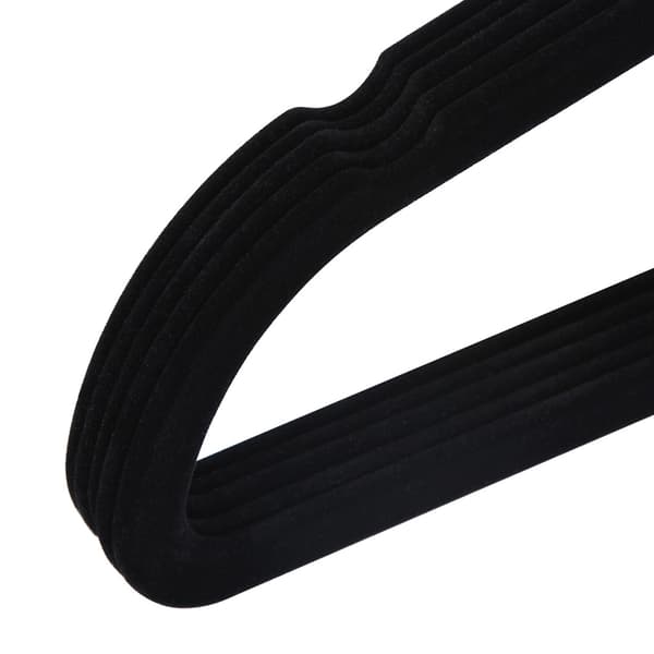 Velvet hangers 20-pack – thin, non-slip clothes hangers with 360