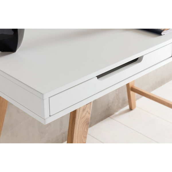 Rootz 110 x 85 x 60 cm MDF træ skandinavisk hvid mat arbejdsbord - Design laptop bord med kabelåbning - Kontorbord med egetræsben