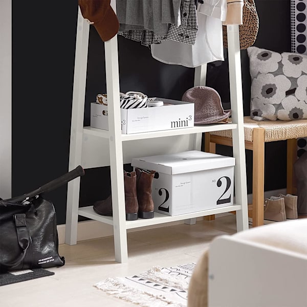 Rootz White Modern Tøjstativstativ med to opbevaringshylder - Træktøjstativ hængestang - B66 x D39 x H180cm