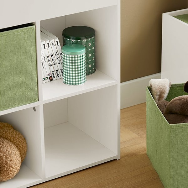 Rootz børnebogreol med 2 stofæsker - Legetøjshylde - Opbevaringsstativ - MDF-konstruktion - Væg sikker vippelås - Pladsbesparende design - 60 cm x 36