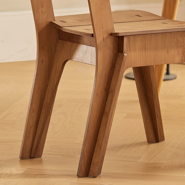 Rootz spisestuestol i træ - Køkkenstol - Kontorstol - Nem montering - Ridsefast - Miljøvenlig - 44,5 cm x 86 cm x 61 cm - Brun