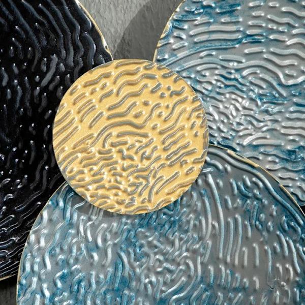 Rootz metal vægdekoration - 3D vægkunst med cirkler - vægdekoration - guld + blå + sort - 121 cm x 4 cm x 53 cm