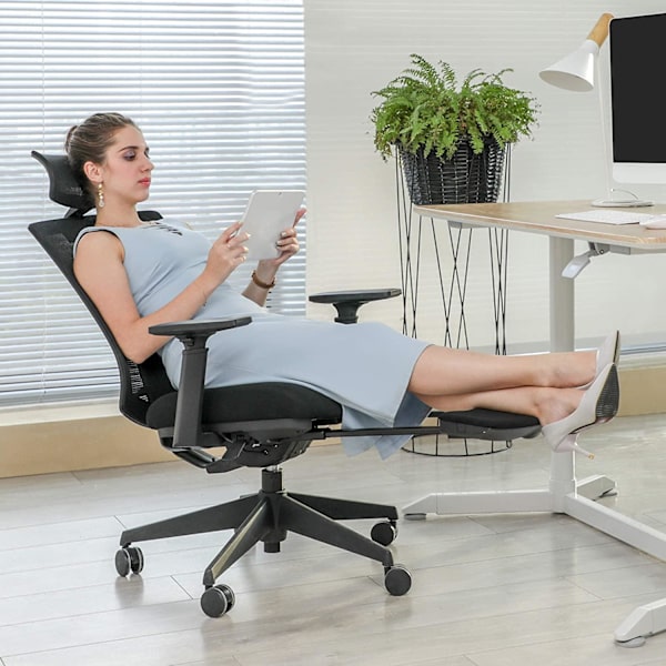 Rootz Kontorsstol - Vridstol - Nackstöd - Justerbar höjd - Vippfunktion - Svankstöd - Ergonomiskt - Svart - Plast - Mesh - 68,5 x 70 x (116-133) cm