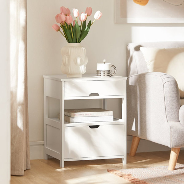 Rootz Sengebord - Natbord - Sidebord - Hvid MDF - Stor opbevaring med 2 hylder og 2 skuffer - Ridsefaste gulvbeskyttere - Alsidigt design - 45cm x 55c