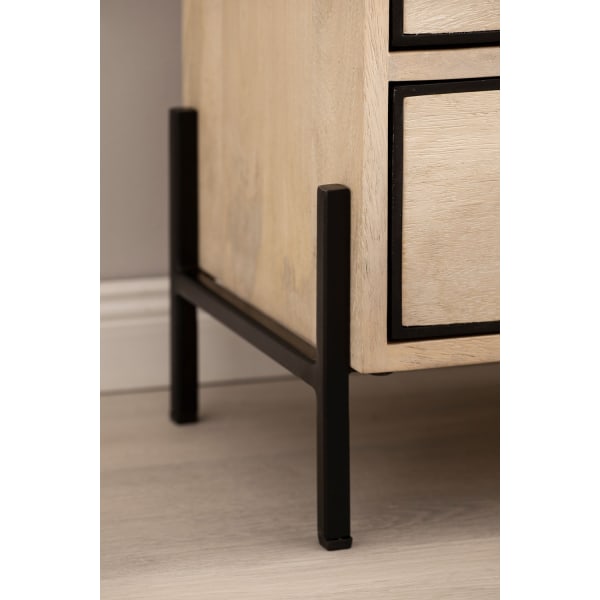 Rootz Modern Sengebord - Natbord - Endebord - Metal og træ - 43 cm x 60 cm x 30 cm - Håndlavet - Unikt design - Skuffe og rum - Lysebrun og sort - 5 k