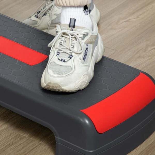 Rootz Stepper - Højdejusterbar - Aerobic Stepper - Plast - Skridsikker overflade - Rød + Sort - 78L x 28W x 10/15/20H cm