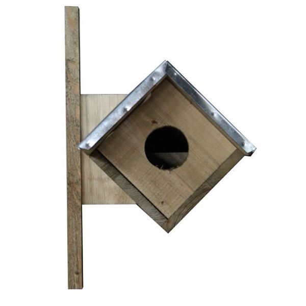 Esschert Design Pönttö hulotille 80,5 x 31 x 52 cm