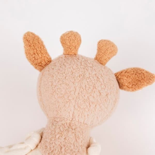 Leonie giraff Doudou ficka beige