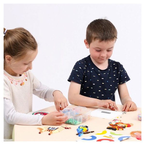 HAMA - Kruka med 4000 perlerpärlor Storlek MIDI och 3 tallrikar (fyrkantig, stjärna, rund) - Kreativ fritid Flerfärgad