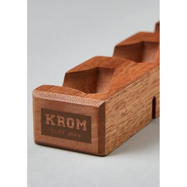 KROM Kendama - Tukea Kendama John Cliff mahonkia - KROM brun
