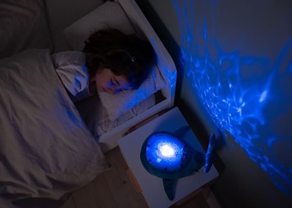Cloud b - Genopladelig Tranquil Whale Blå natlampe - BTL DIFFUSION Blå