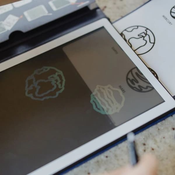 KIDYWOLF KIDYDRAW Mini Ritplatta - Galaxitema - Utbildande - Från 4 år Blå