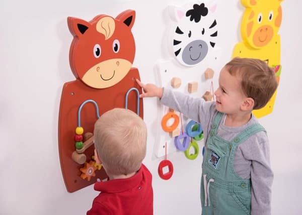 Viga Toys - 3 Væghandlingspaneler - COMMOTION brun