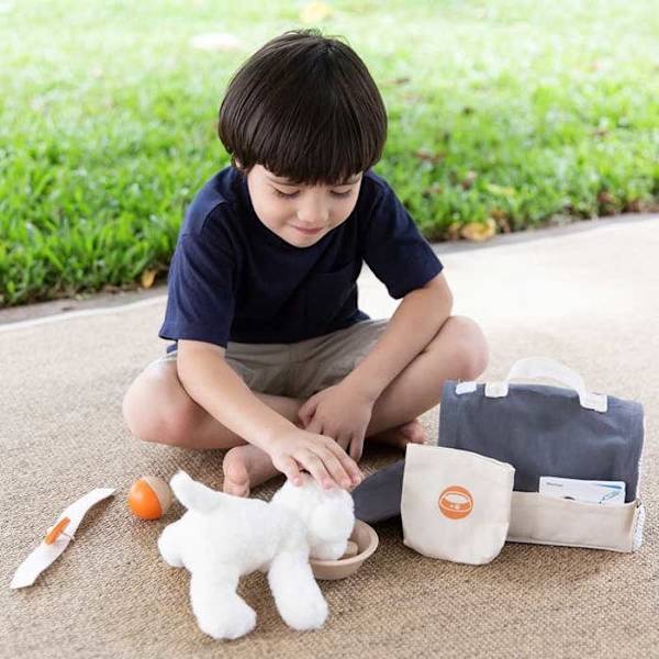 Plan Toys - Matkalaukku eläimille Plan Toys