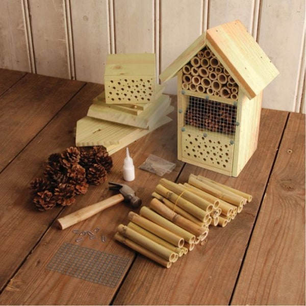 Insektshotell - Esschert Design - KG153 - Brun - Liten - Kit att montera