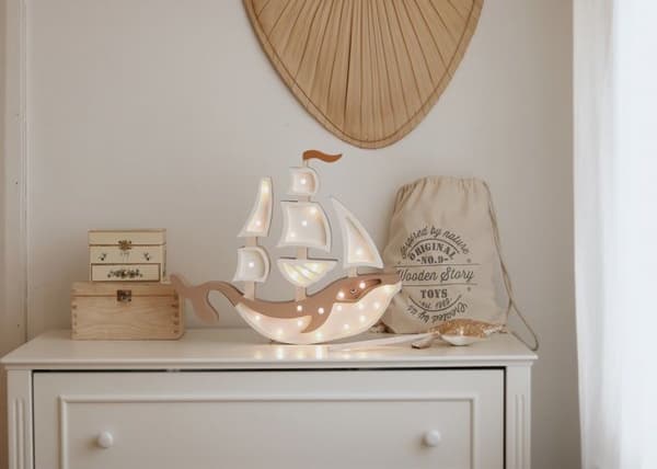 Pienet Valot - Ruskea Laivalamppu Beige