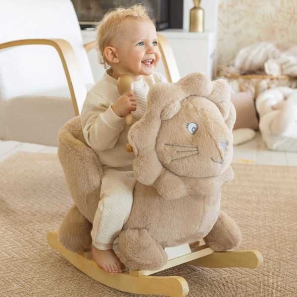 Tre Kilo Syv Vugge-Løve til baby beige