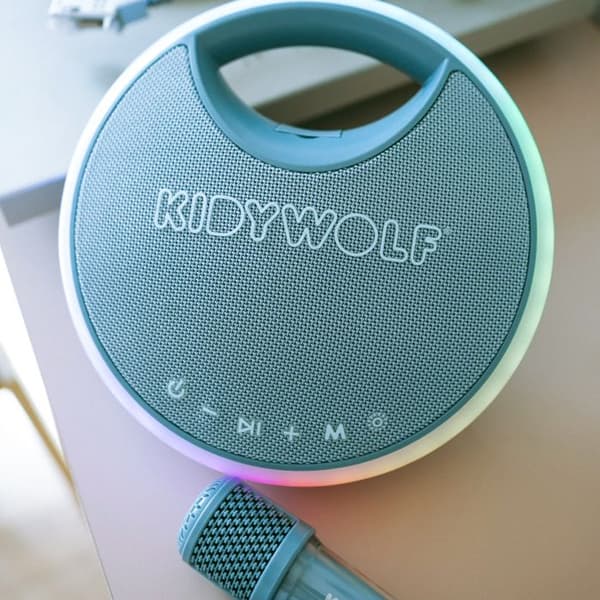 Kidywolf | Bærbar lysende karaoke til børn med 2 mikrofoner KIDYKARAOKE Blå - TU Grön