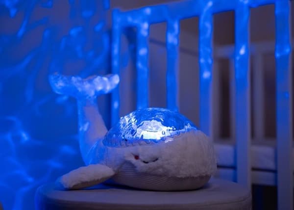 Cloud b - Genopladelig Tranquil Whale Hvid Natlampe - BTL DIFFUSION Vit