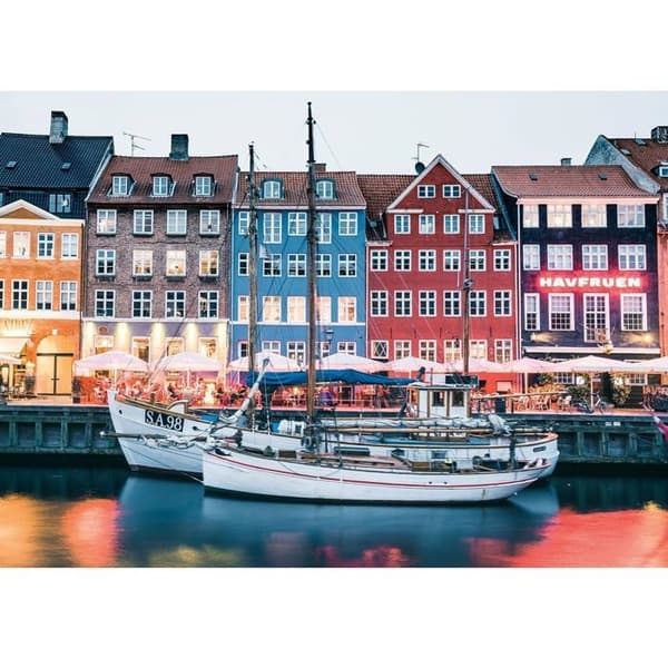 Ravensburger 1000 palan palapeli Nyhavn Kööpenhamina Vit