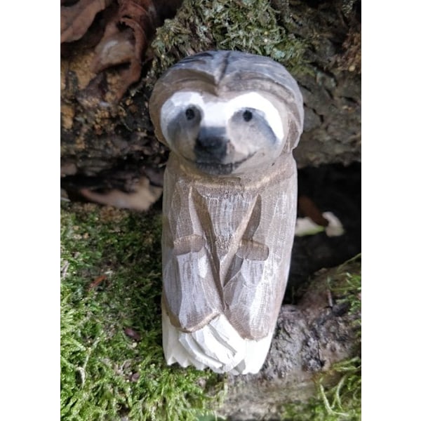 Wudimals - Sloth statyett - K-PLAY kastanj