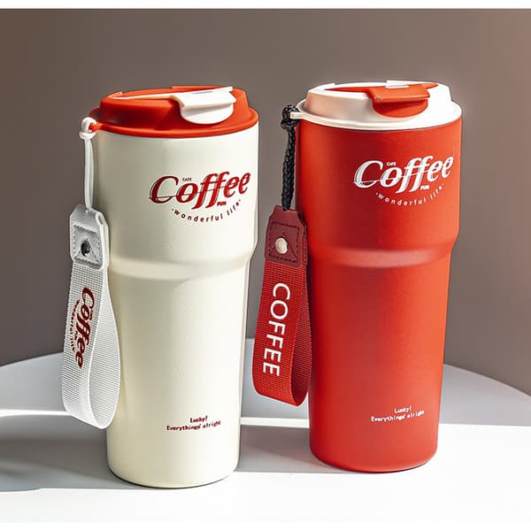 420/620 ml isoleret kaffekrus i rustfrit stål, holdbart, bærbart, stilfuldt og let at bære. Lavet af 304 rustfrit stål. red 620ml