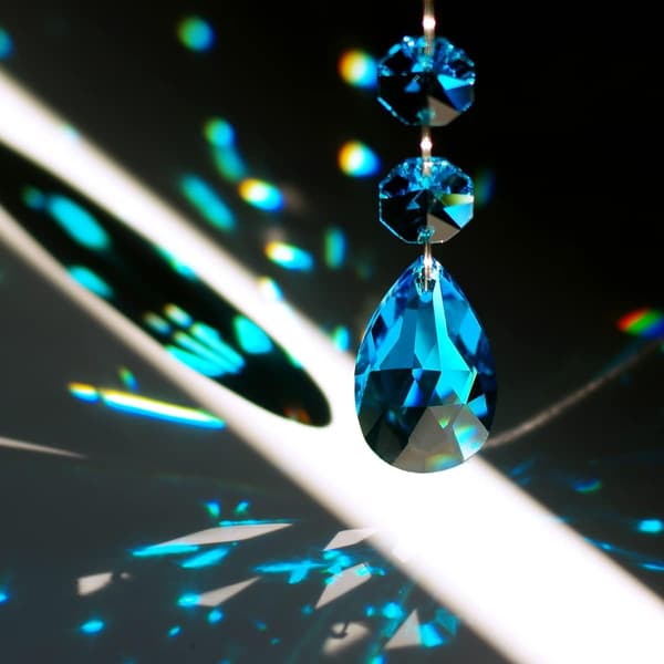 Ti 38 mm dråpeformede krystallprismekomponenter til lysekrone, hengende krystallglassperler til lysekronepynt. Royal Blue