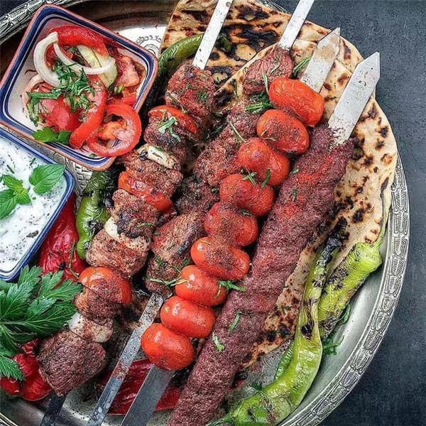 Kebab Maker Grillverktyg, Plastspettpress för Jämnt Fyllda Kött & Grönsaker, Svart/Vit black