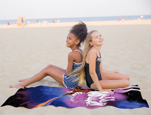 Deadpool Rymdlicorn Strandhandduk Lila, Rosa