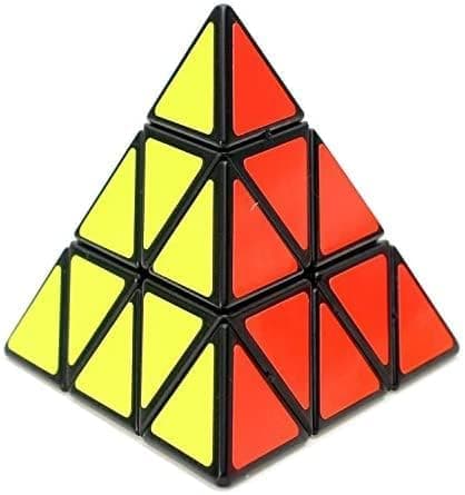 Musta taustatarra Pyramidikuutio - Lapsille ja aikuisille