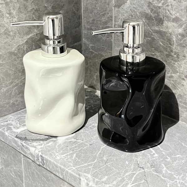 Keramisk emulsjonsflaske med bretekstur, innovativ design. 2pc