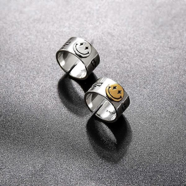 Sølv Smile Face Åben Ring til Kvinder Mænd Justerbar Bred Smilende Statement Ring Mode Fest Smykker - -