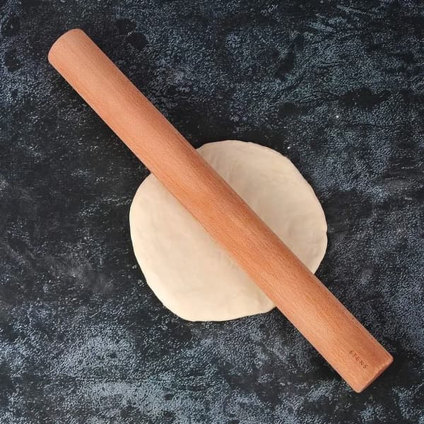 Kjevle, deigrulle til baking, kjevle i tre