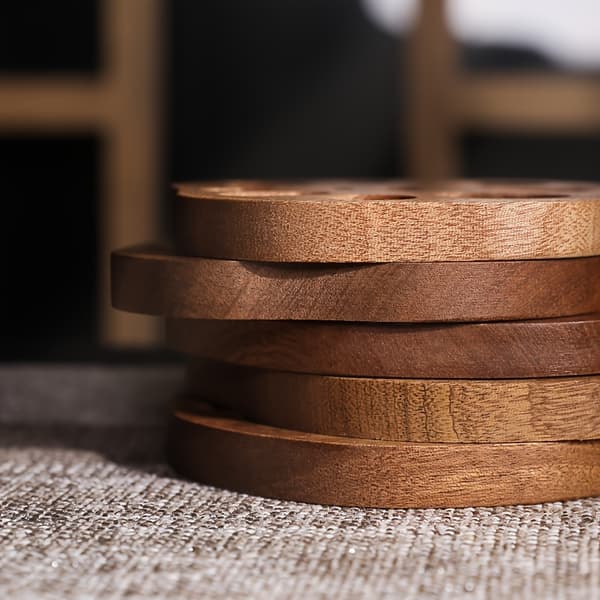 5 smukt designede varmeisoleringspuder i mahogni 5 items