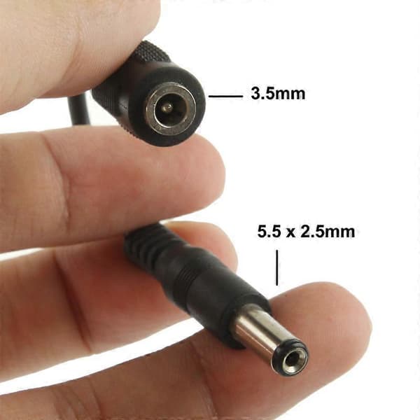 5,5 x 2,5 mm uros - 3,5 mm naaras DC-liitinadapteri, pituus: 12 cm