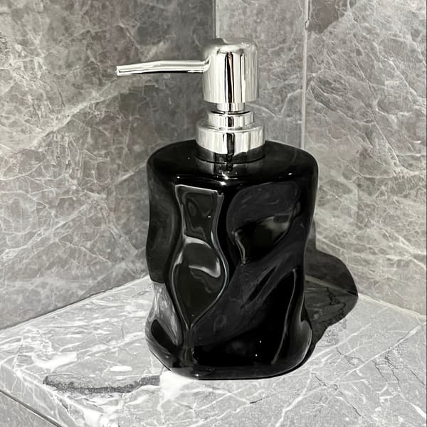 Keramisk emulsjonsflaske med bretekstur, innovativ design. 2pc