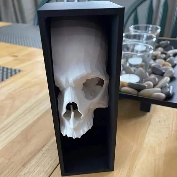 Kranieformede bogstøtter, hyldedekoration til Halloween (W)