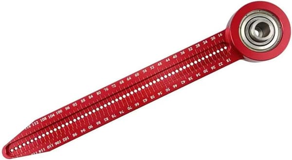 Mini ritkompass med linjal och markörer för exakta mätningar